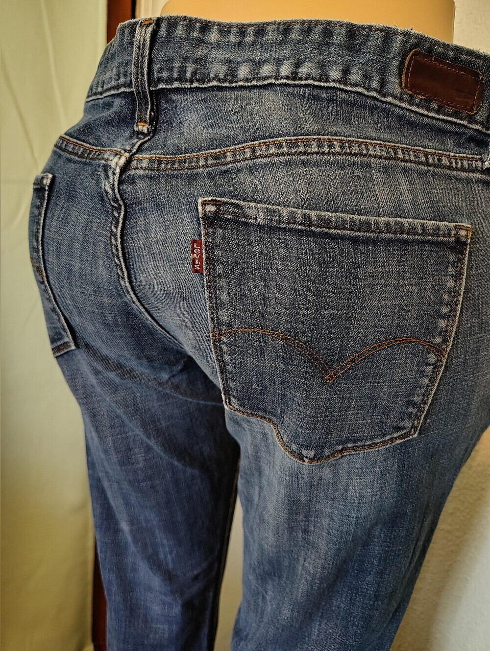 Levi's Dark Blue Bootcut Denim Jeans Women 14R / W32 Red Tab Leather Label - Picture 3 of 8